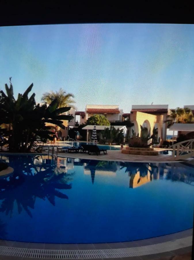 Sunrise Beach Club Gastria Buitenkant foto