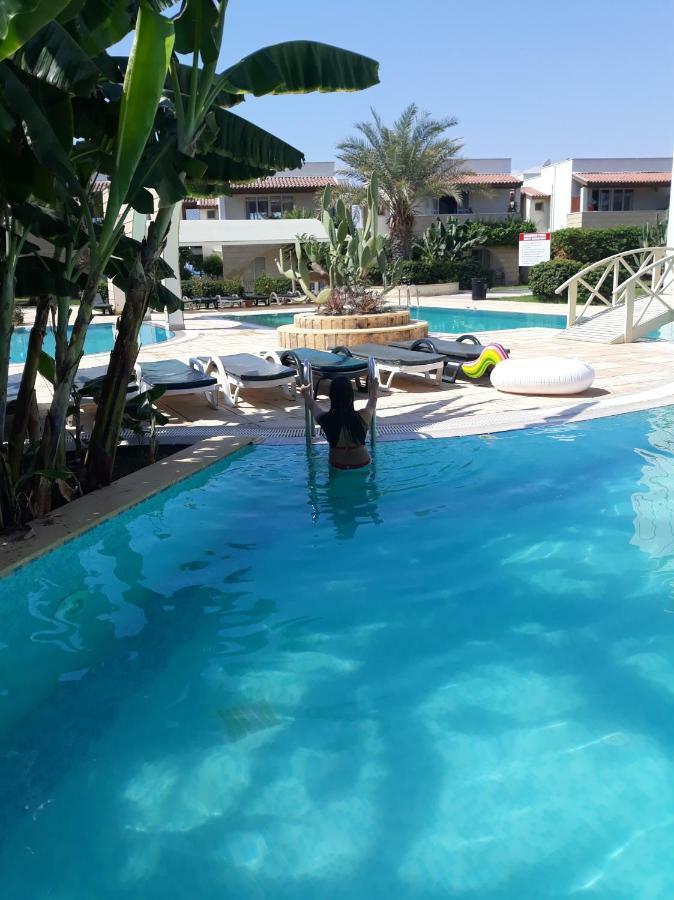 Sunrise Beach Club Gastria Buitenkant foto